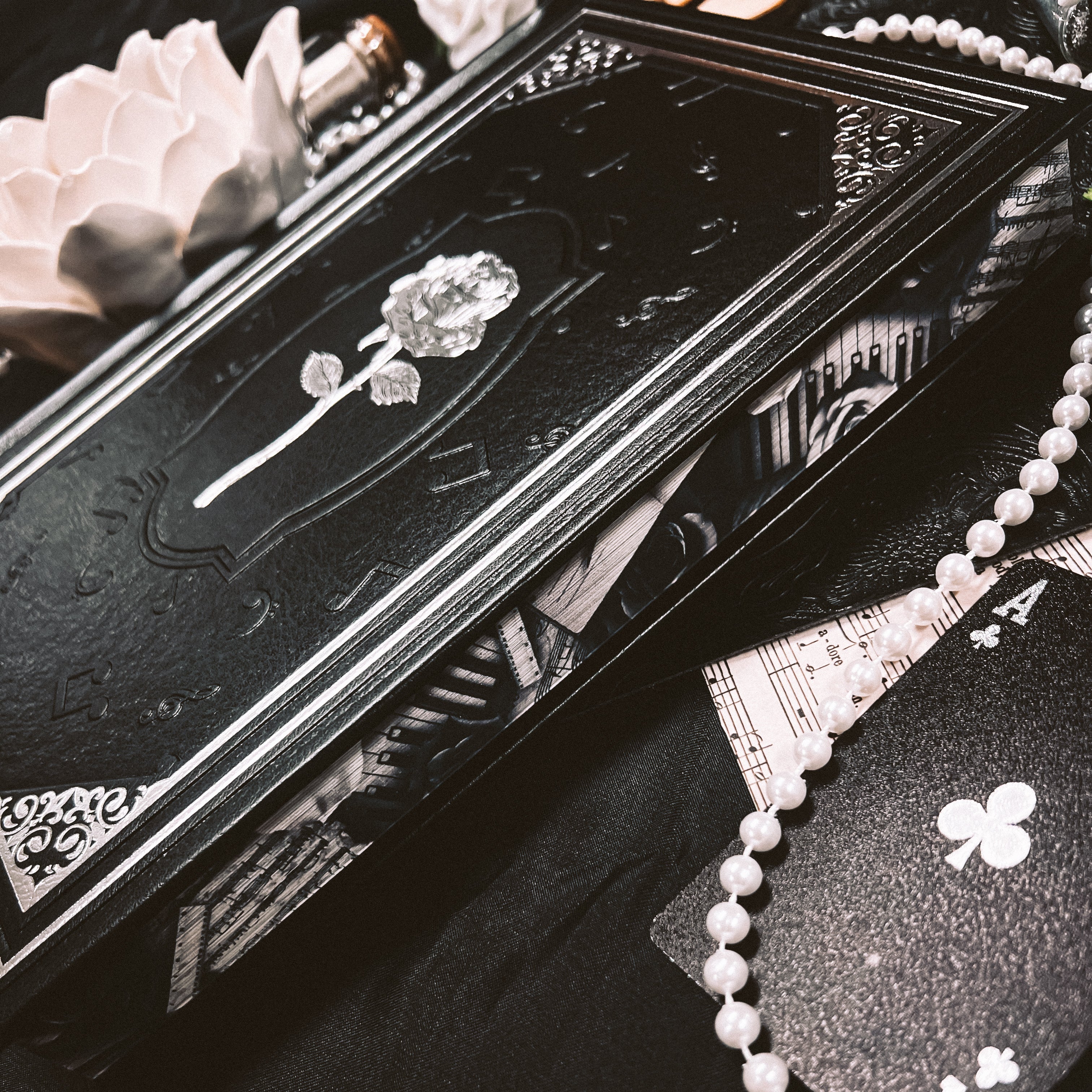 Dark Notes | Pam Godwin | GOOD CONDITION STOCK