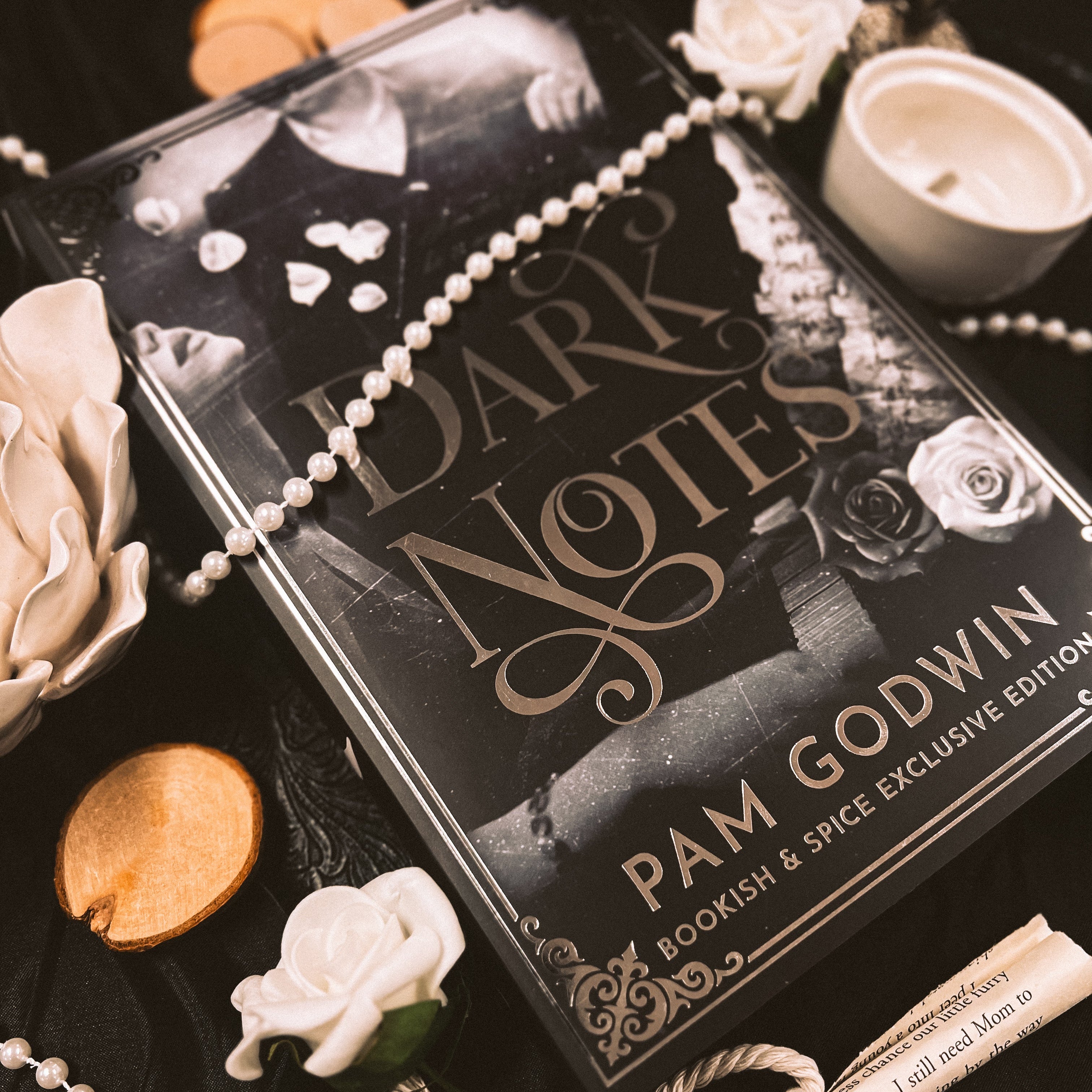 Dark Notes | Pam Godwin | GOOD CONDITION STOCK
