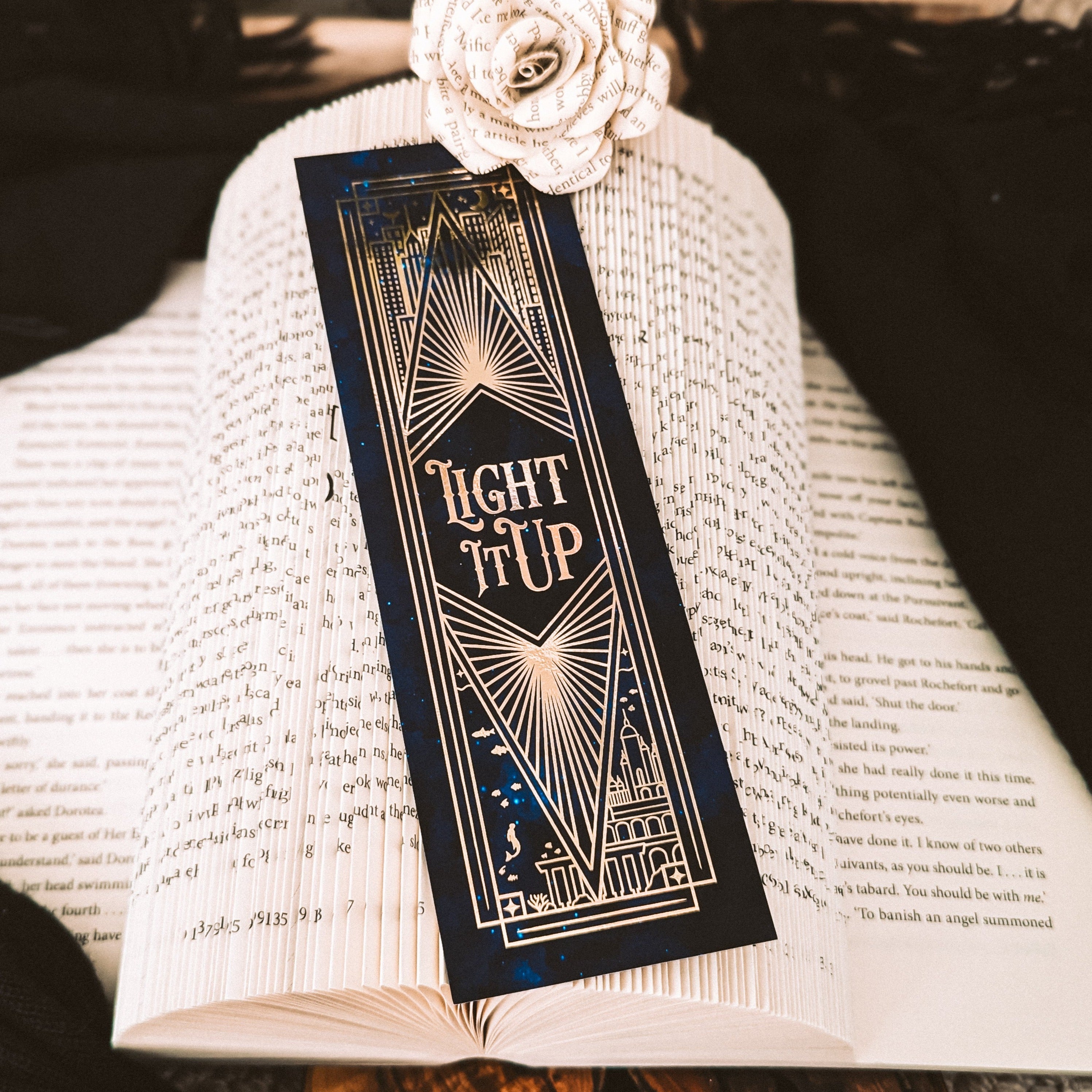 Light It Up Gold Foiled Bookmark | Crescent City | Sarah J Maas | Officially Licensed