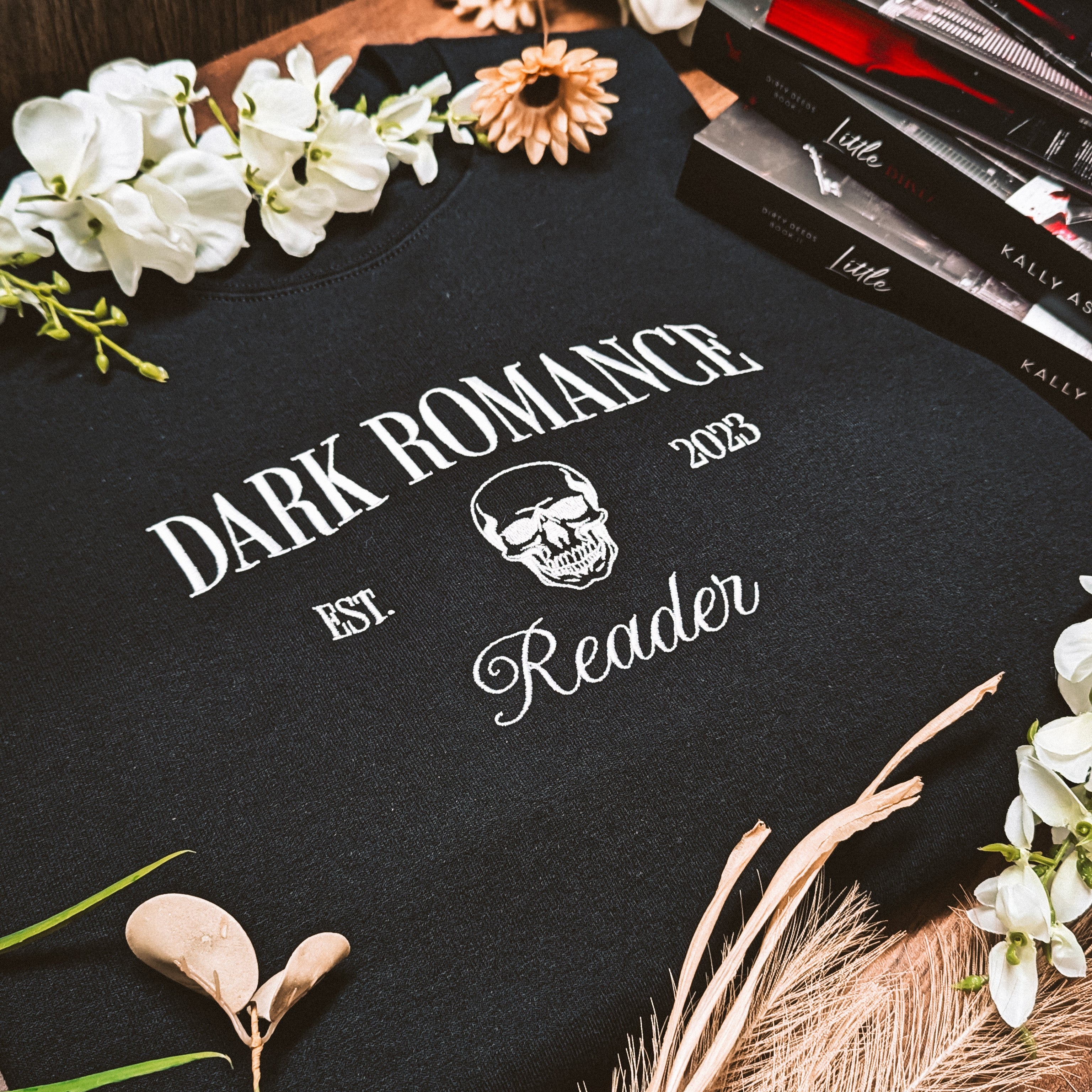 Dark Romance Reader Embroidered Sweatshirt Black | Romance Reader Collection